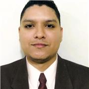 Estudiante de negocios internacionales y tecnólogo en comercio exterior